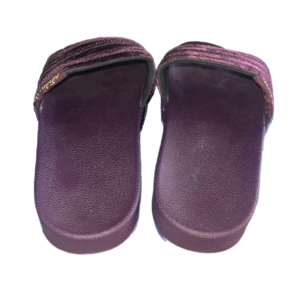 Adidas Adilette velour Slip On Womens Shoes Size 9 - Picture 3 of 7